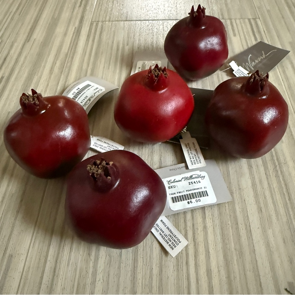 5 Realistic Pomegranates by Windward NWT